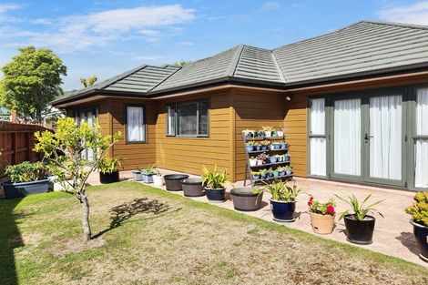 Photo of property in 29 Moana Grove, Waiwhetu, Lower Hutt, 5010