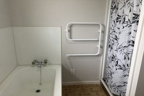 Photo of property in 5 Kathleen Crescent, Hornby, Christchurch, 8042