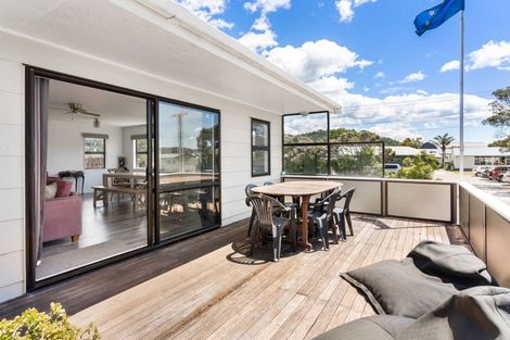 Photo of property in 205 Achilles Avenue, Whangamata, 3620