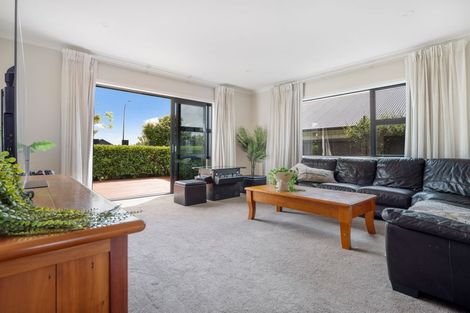 Photo of property in 54 Norfolk Drive, Cambridge, 3434