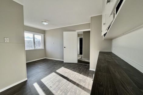 Photo of property in 130 Robertson Road, Mangere East, Auckland, 2024