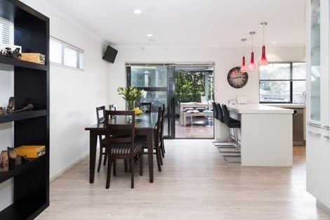 Photo of property in 170a Ridge Road, Howick, Auckland, 2014