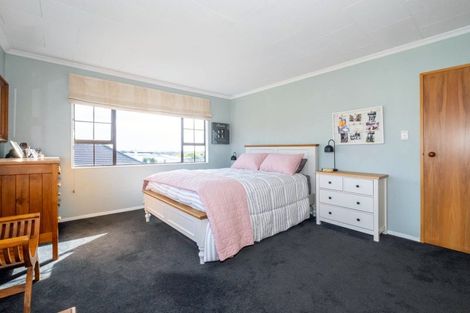 Photo of property in 98a Avenue Road, West End, Timaru, 7910