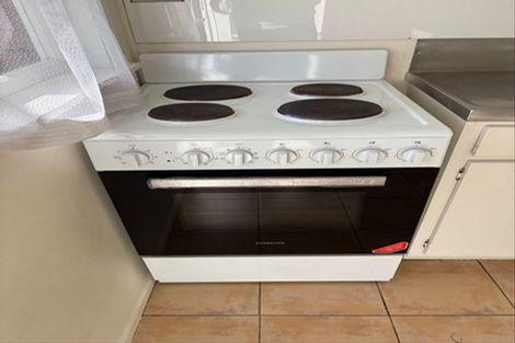 Photo of property in 4a Harris Road, Mount Wellington, Auckland, 1051