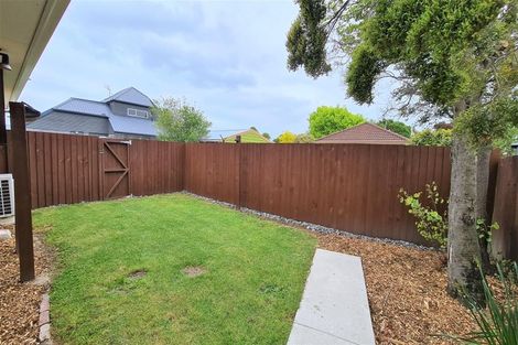 Photo of property in 1/39 Solomon Avenue, Redwood, Christchurch, 8051