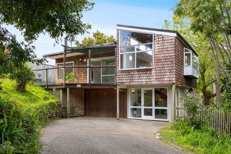 Photo of property in 13 Seymour Road, Mellons Bay, Auckland, 2014