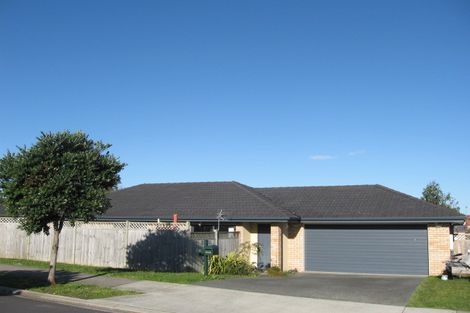 Photo of property in 4 Ashmere Lane, Weymouth, Auckland, 2103