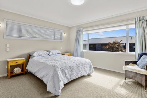 Photo of property in 19 Kinder Street, Acacia Bay, Taupo, 3330