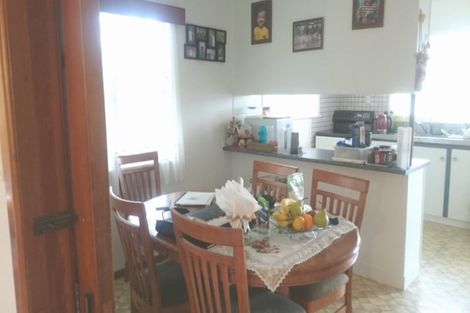 Photo of property in 55 Sunnynook Road, Forrest Hill, Auckland, 0620