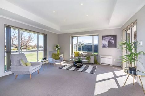 Photo of property in 71 Overbury Crescent, Rolleston, 7614