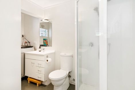 Photo of property in 296 Glenvar Road, Torbay, Auckland, 0630