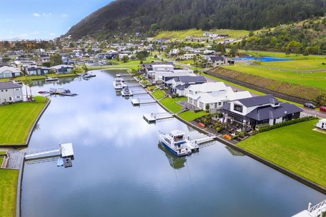Photo of property in 304 Waterways Parade, Pauanui, Hikuai, 3579