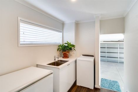 Photo of property in 44 Le Quesne Road, Bay View, Napier, 4104