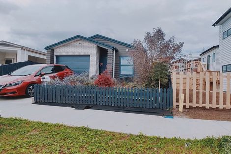 Photo of property in 32 Opoka Street, Takanini, 2110