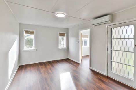 Photo of property in 47 Withers Road, Glen Eden, Auckland, 0602