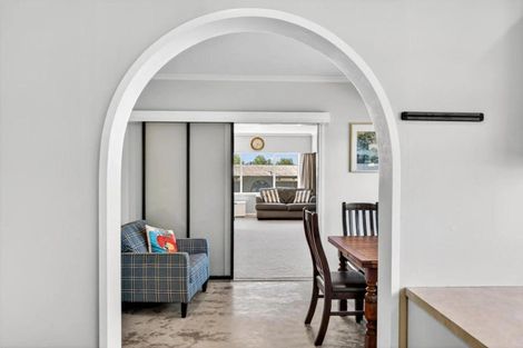 Photo of property in 16 Brookvale Road, Havelock North, 4130