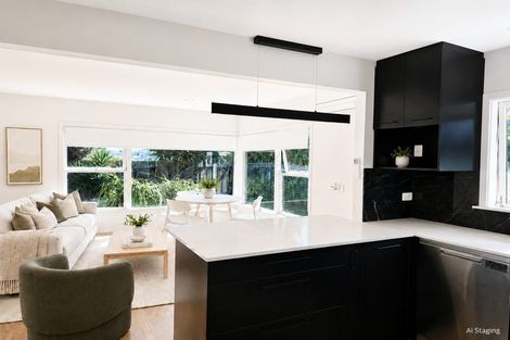 Photo of property in 1/3a First Avenue, Stanley Point, Auckland, 0624