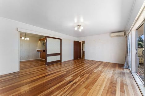 Photo of property in 8 Mcdowell Crescent, Hillcrest, Auckland, 0627