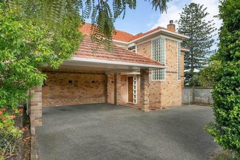 Photo of property in 2 Gulf Road, Murrays Bay, Auckland, 0630