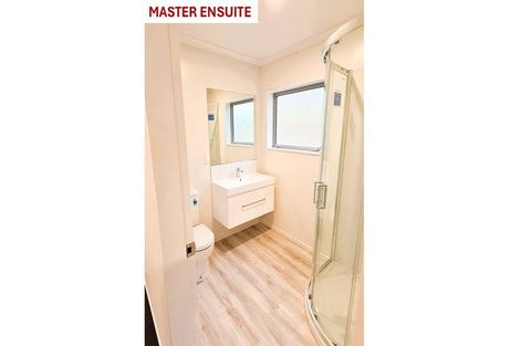 Photo of property in 155 Amesbury Drive, Churton Park, Wellington, 6037