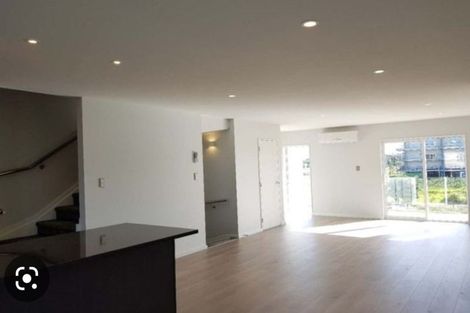 Photo of property in 75 Bordeaux Parade, Te Atatu South, Auckland, 0610