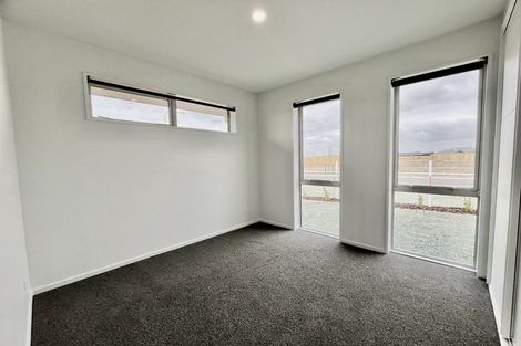 Photo of property in 5/172 Don Buck Road, Massey, Auckland, 0614