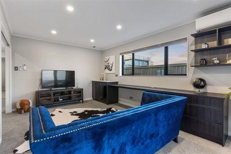 Photo of property in 7 Ruku Street, Long Bay, Auckland, 0630