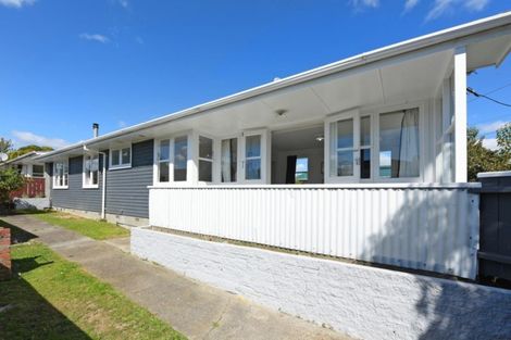 Photo of property in 1/400 Fergusson Drive, Heretaunga, Upper Hutt, 5018