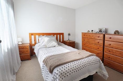 Photo of property in 11 Kamahi Crescent, Papamoa Beach, Papamoa, 3118