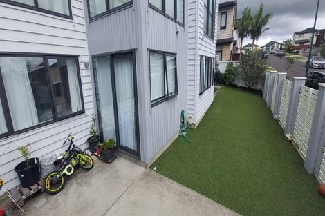 Photo of property in 2 Veneta Close, Flat Bush, Auckland, 2019