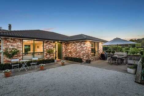 Photo of property in 1084 Weranui Road, Wainui, Silverdale, 0994