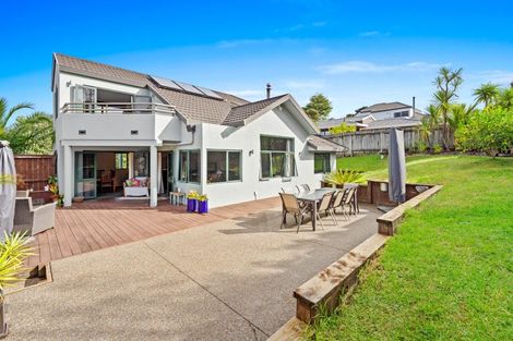Photo of property in 34 Lagoon Way, West Harbour, Auckland, 0618