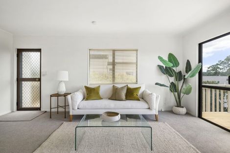 Photo of property in 1/12 Corunna Road, Milford, Auckland, 0620