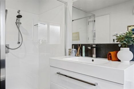 Photo of property in 128 Mays Road, St Albans, Christchurch, 8052