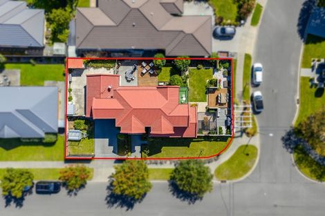 Photo of property in 12 Annaby Drive, Northwood, Christchurch, 8051