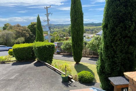 Photo of property in 35 Yorke Road, Haruru, 0204