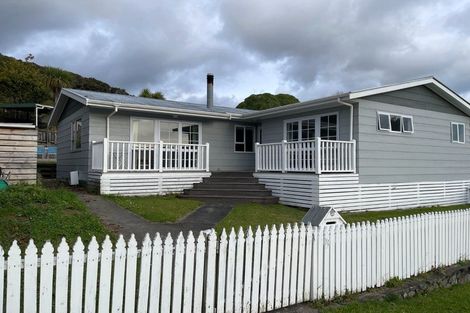 Photo of property in 13 Oaklands Grove, Clouston Park, Upper Hutt, 5018