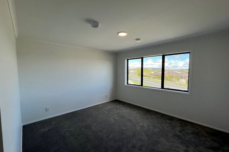 Photo of property in 4/130 Stancombe Road, Flat Bush, Auckland, 2016
