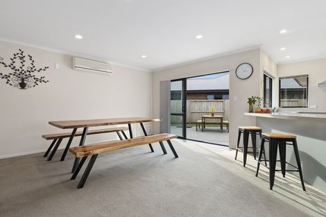 Photo of property in 38 Wiltshire Drive, Huntington, Hamilton, 3210