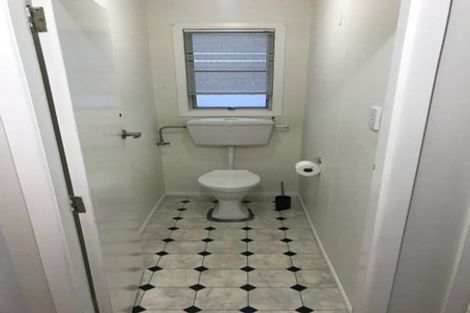 Photo of property in 4/11 Vivian Street, New Plymouth, 4310
