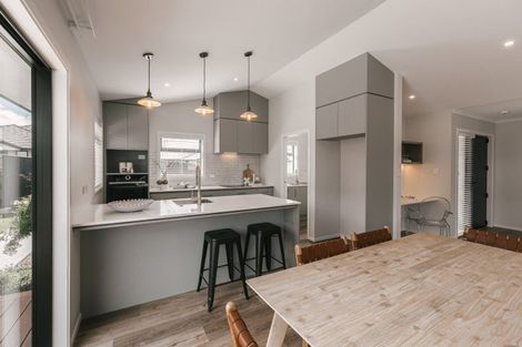 Photo of property in 27 Daniel Place, Kelvin Grove, Palmerston North, 4414