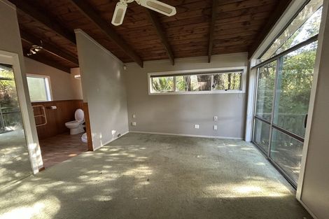 Photo of property in 223 Woodlands Park Road, Titirangi, Auckland, 0604