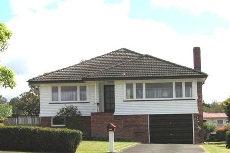 Photo of property in 60 Tirimoana Road, Te Atatu South, Auckland, 0602