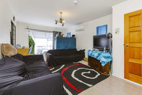 Photo of property in 2b Roys Road, Weymouth, Auckland, 2103