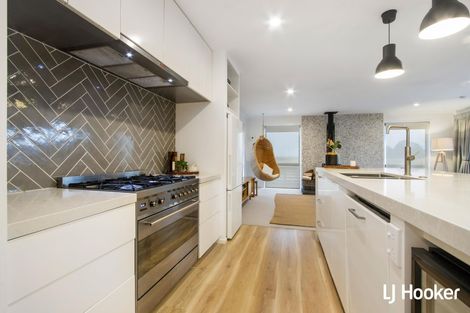 Photo of property in 24 Surfers Avenue, Waihi Beach, 3611