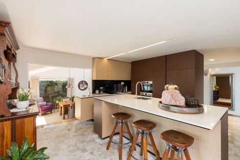 Photo of property in 353 Hardy Street, Nelson, 7010