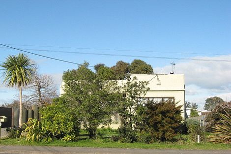 Photo of property in 11 Montgomery Street, Waipukurau, 4200