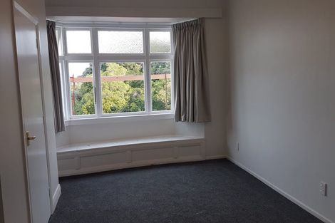 Photo of property in 2/142 Britomart Street, Berhampore, Wellington, 6023