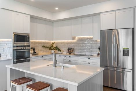 Photo of property in 7 Lamont Place, Waikanae, 5036