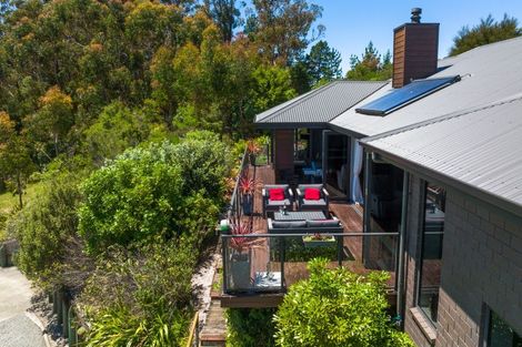 Photo of property in 14 Bell Bird Rise, Picton, 7220